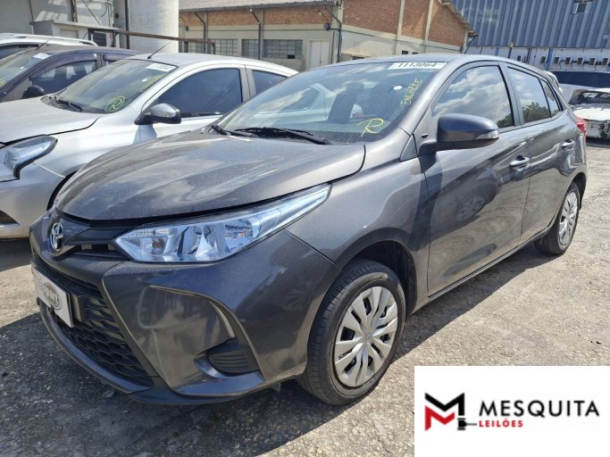 TOYOTA YARIS 24/25