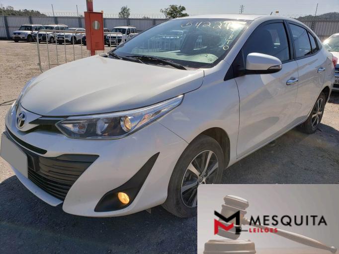 TOYOTA YARIS SEDAN 19/19