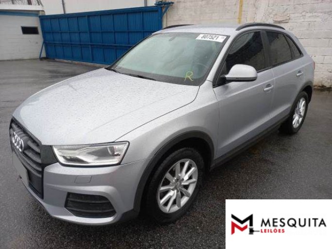 AUDI Q3 17/18