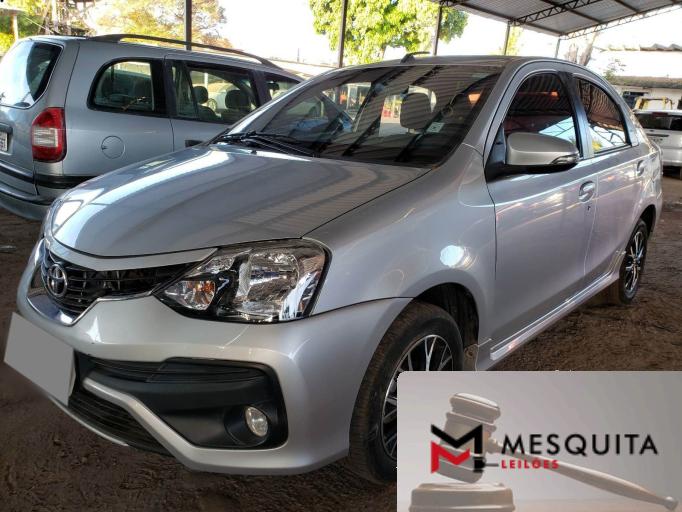 TOYOTA ETIOS SEDAN 17/17