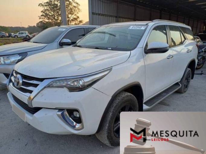 TOYOTA HILUX SW4 20/21