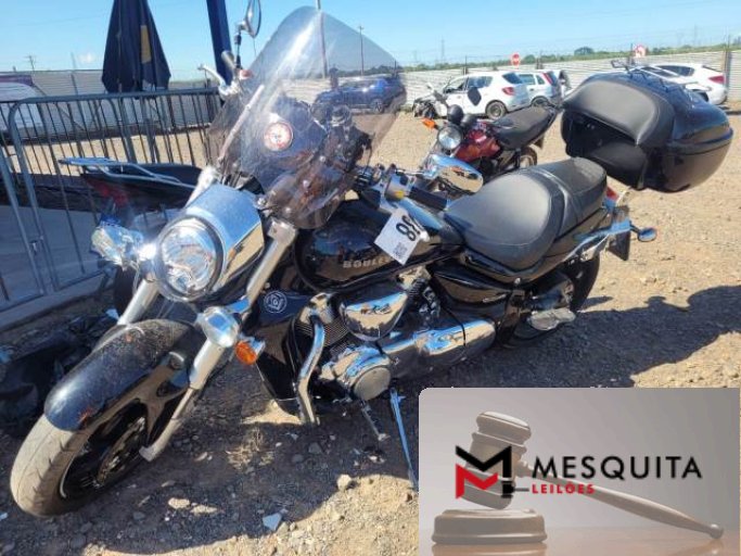 SUZUKI BOULEVARD M1800 17/18