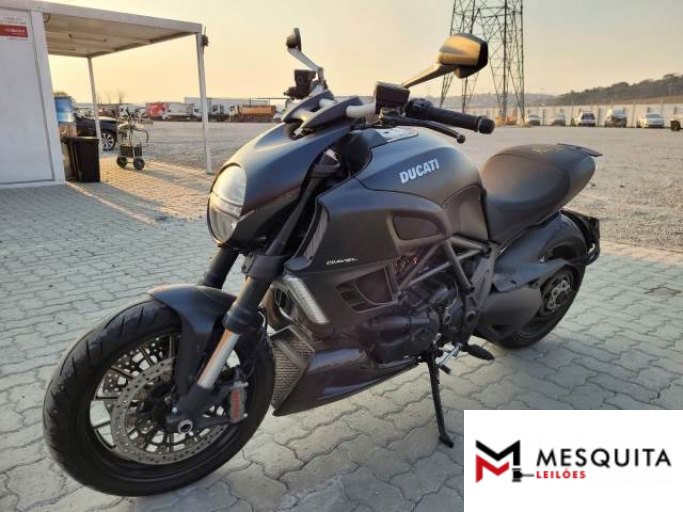 DUCATI DIAVEL 12/12